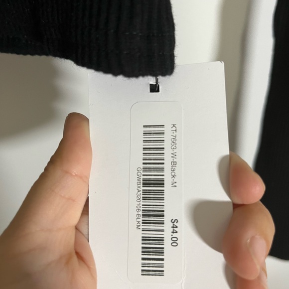 New! OAK + FORT Ribbed Cropped Turtleneck - Picture 2 of 3